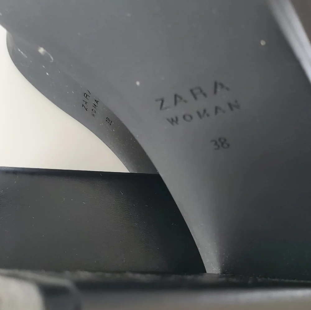 Zara Botin Platform Boots